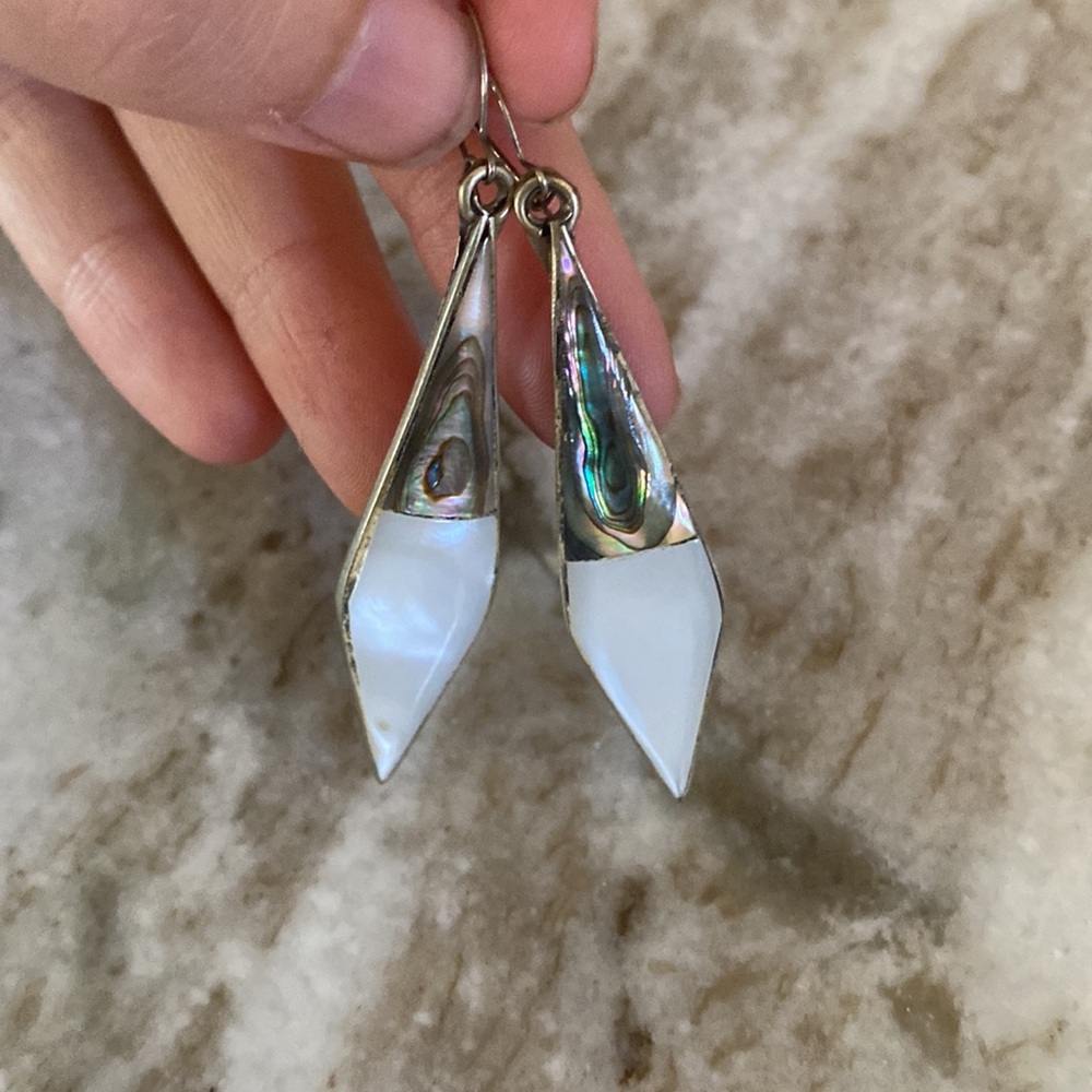 Vintage sterling abalone & mother of pearl dangle earrings artsy boho artisan - Picture 3 of 6